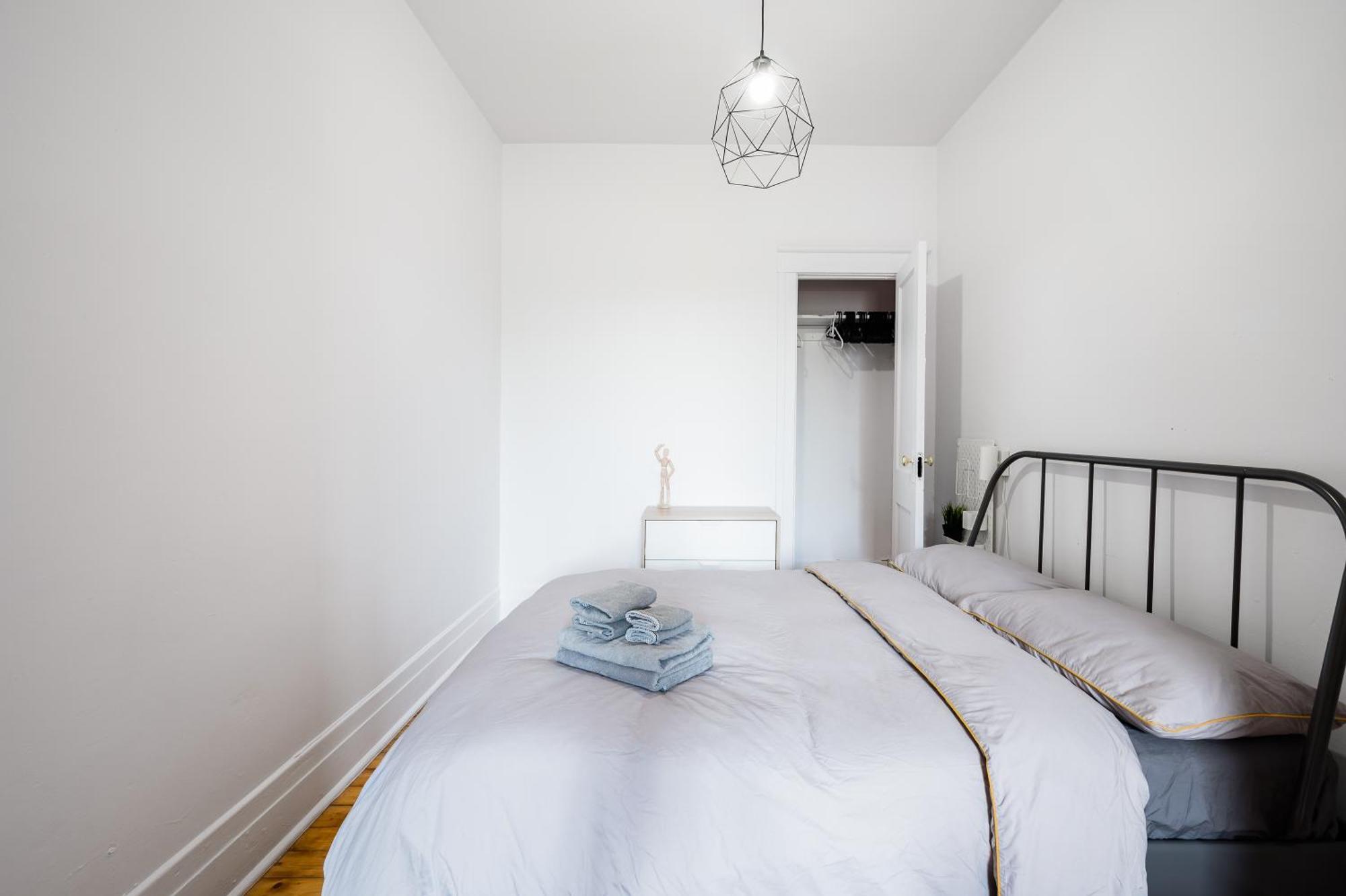 Frontenac Residences *