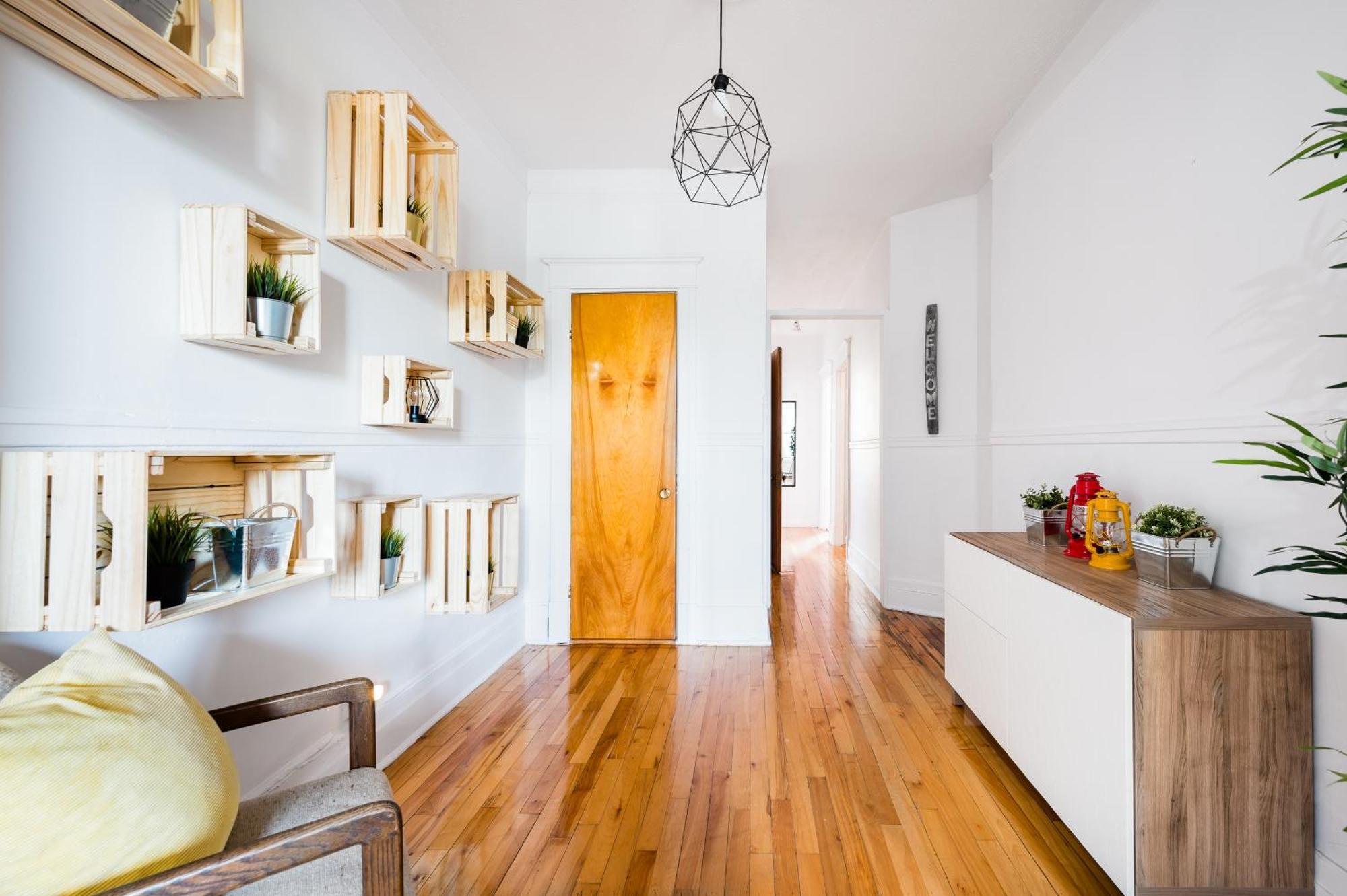 Frontenac Residences Apartment Montreal
