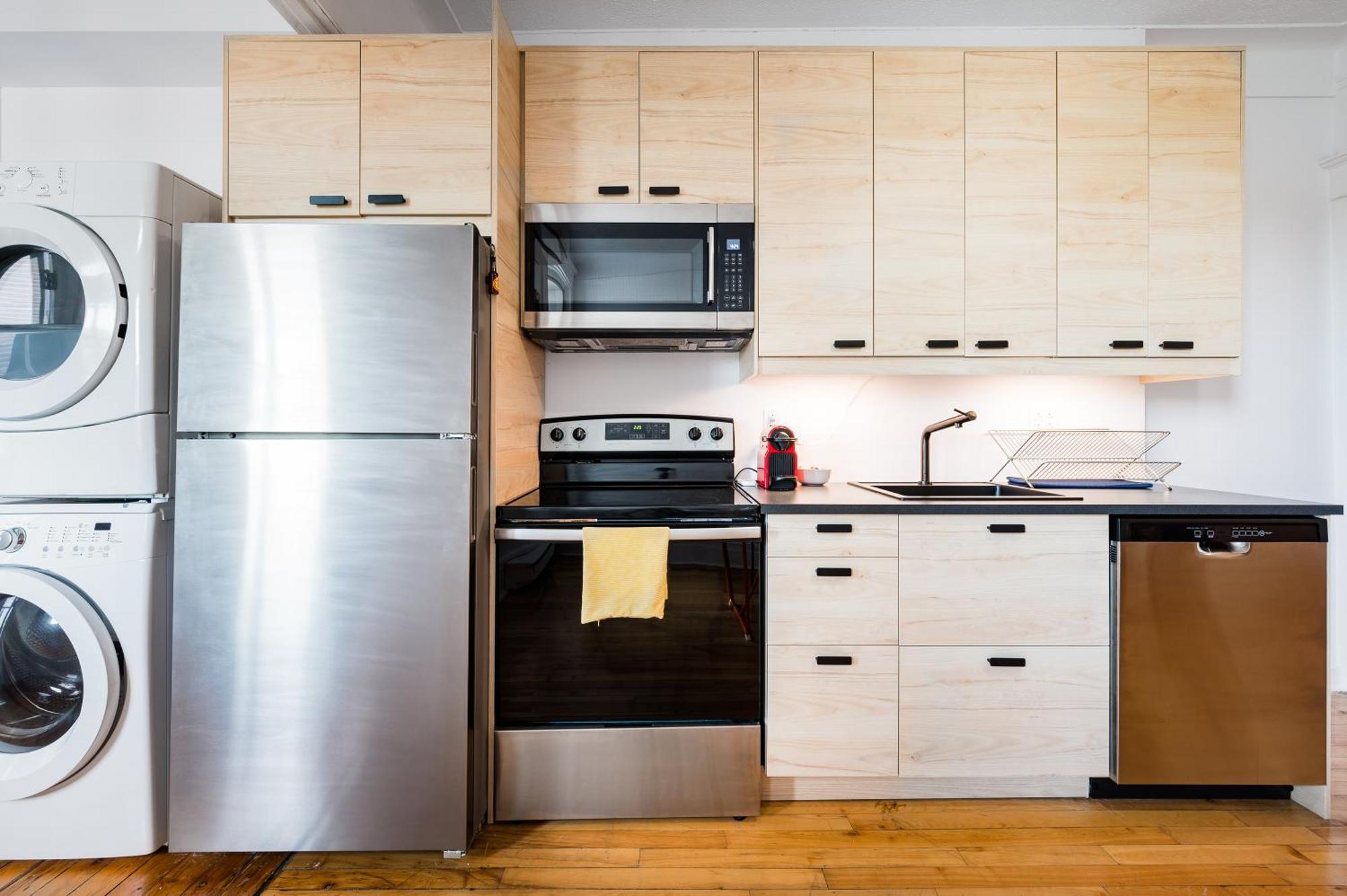 Frontenac Residences Apartment Montreal